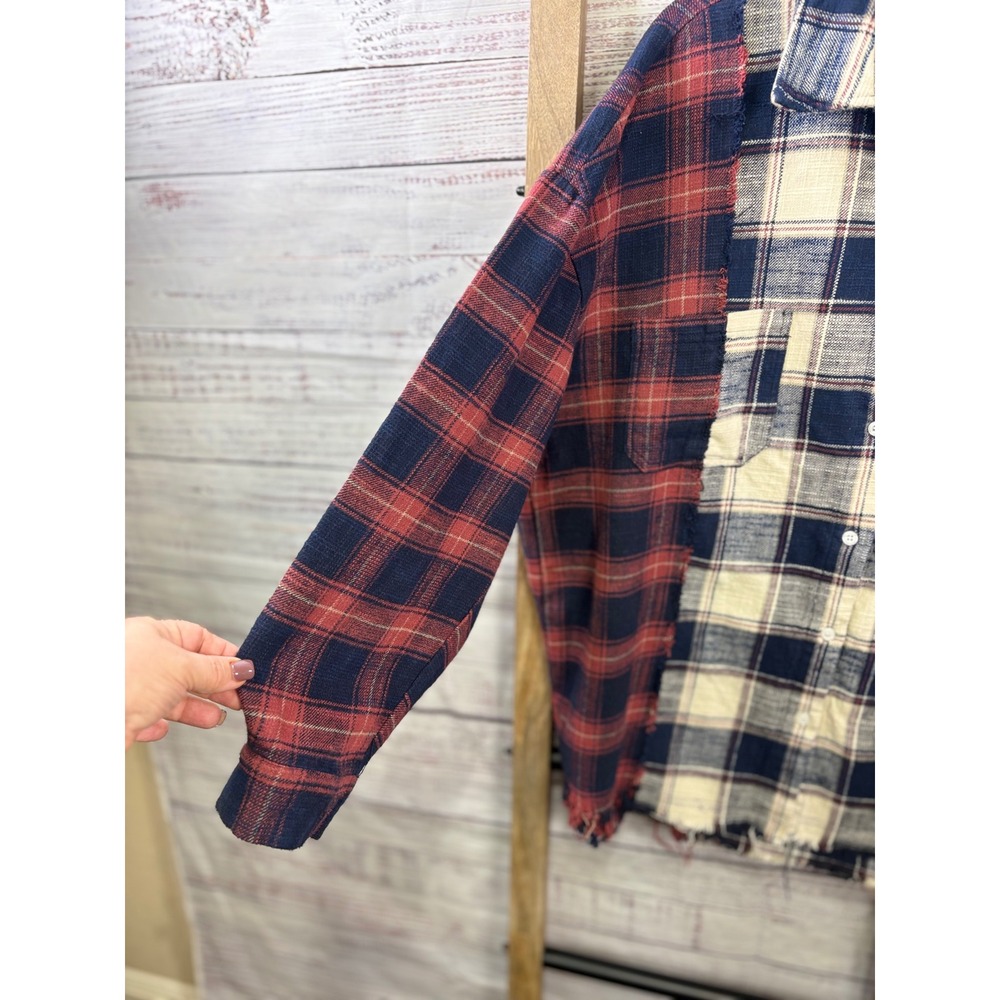 A.Peach Womens Colorblock Plaid Flannel Distressed Frayed Hem Shirt Large - Picture 5 of 8